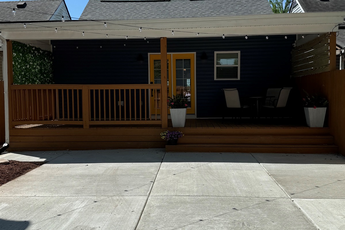 Exterior Backyard & Back Deck