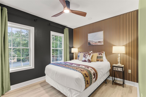 BR7: Lower level queen bedroom (next to game room)
