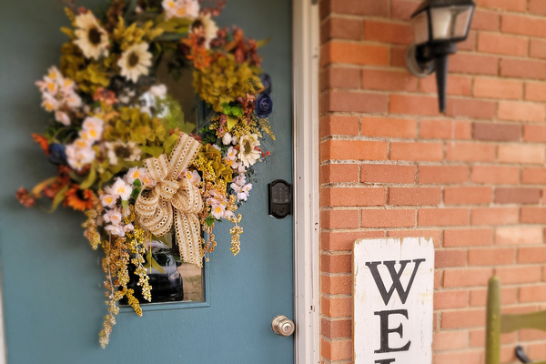 Vintage hospitality is what we like to call it! Handmade, collected, meaningful. 