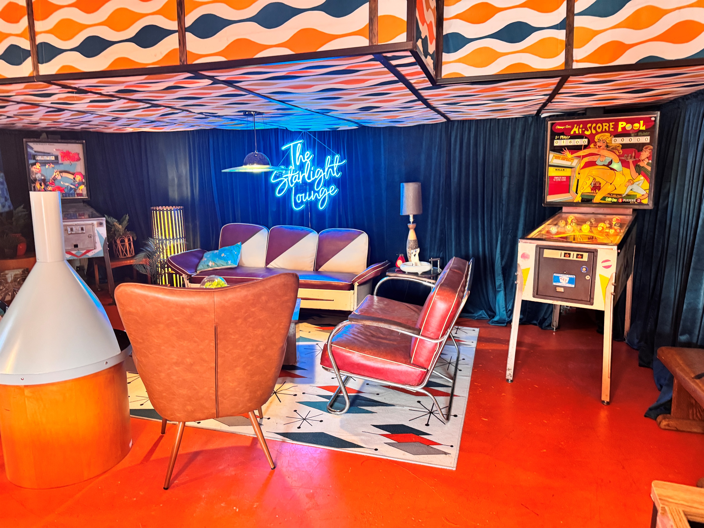 The lounge has 2 pinball machines