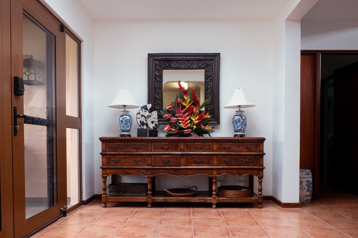 Entry Foyer