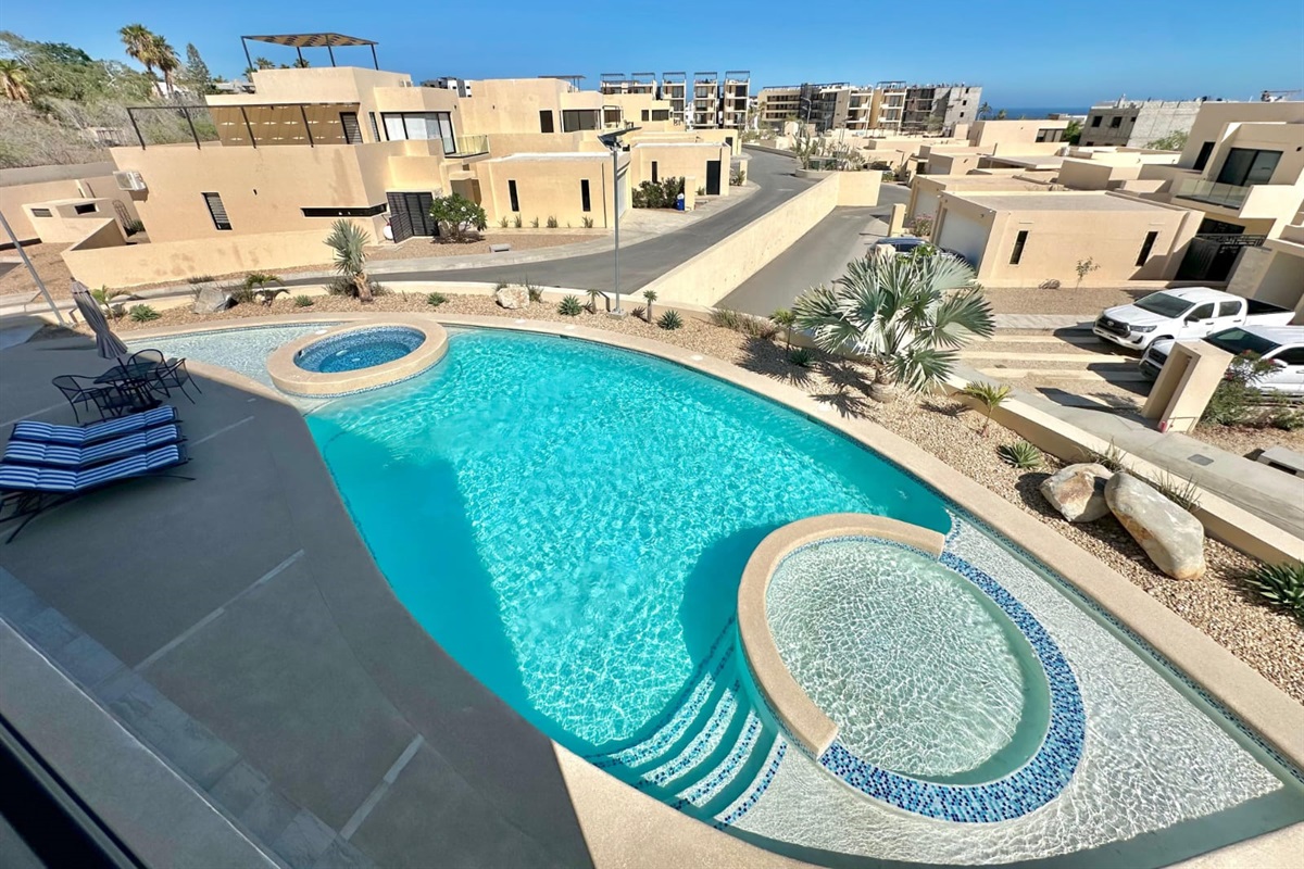 Community pool and spa