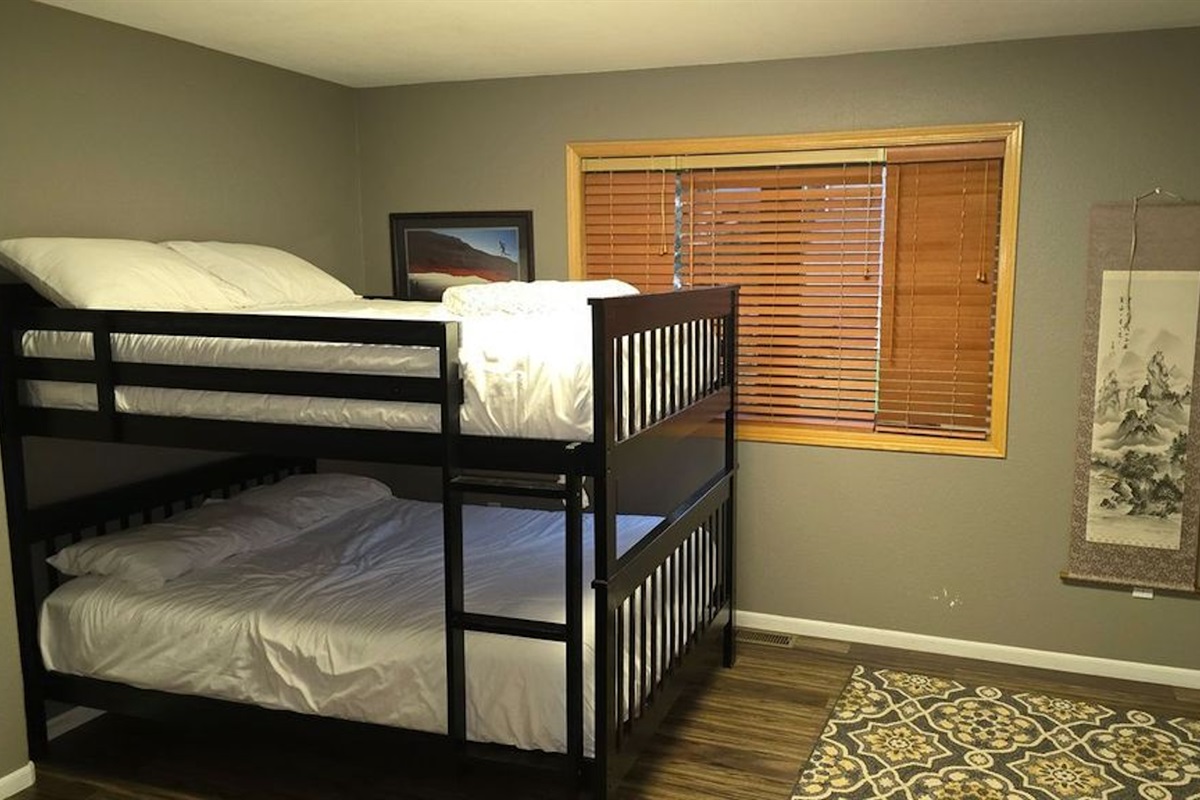 Bonus Full over full  Bunk Room