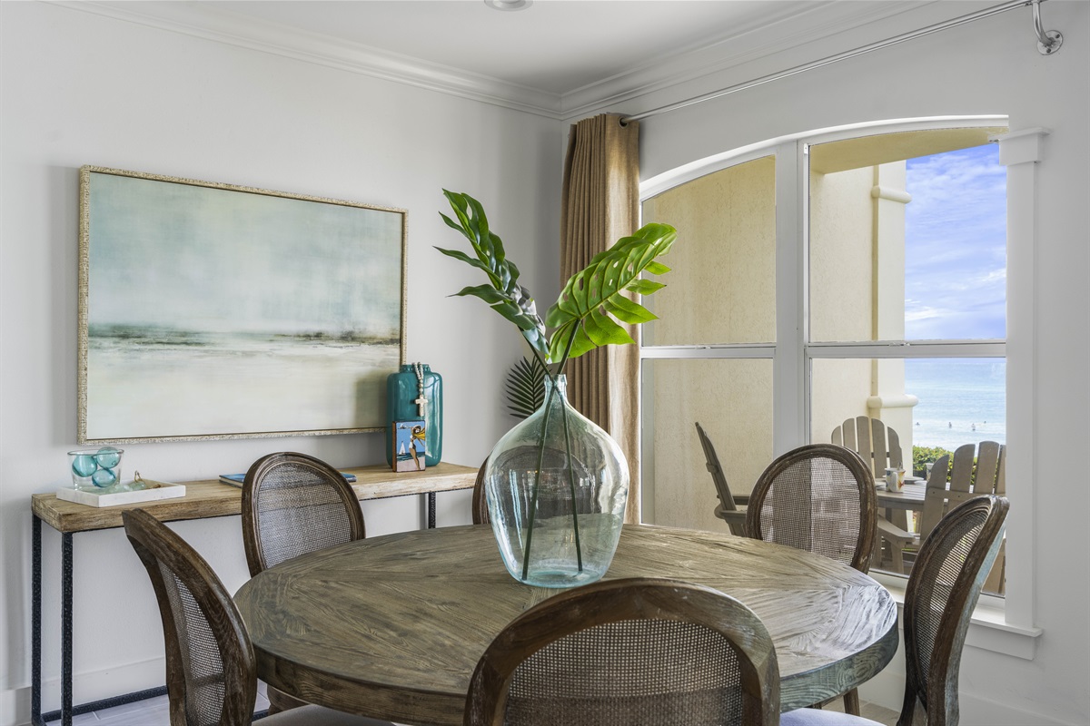 Dining Area with Gulf Views