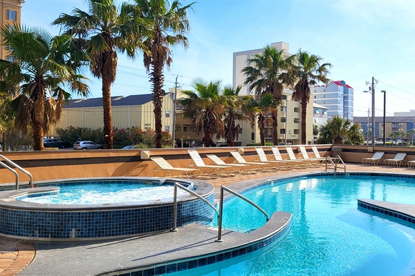 Main Complex Pool & Spa