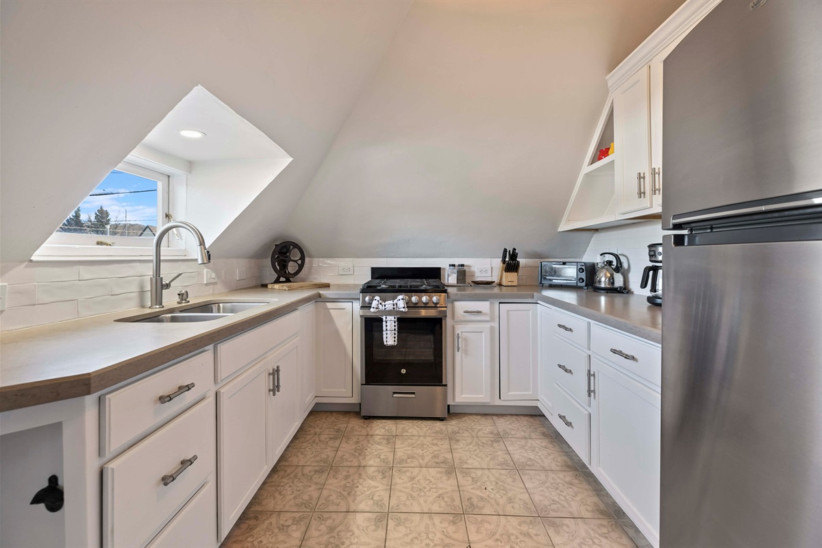 Prescott Getaway Unit #2 — ✨ The Grand Landing; Unit 2 (2 bed / 1 bath), Prescott, Arizona — photo 23