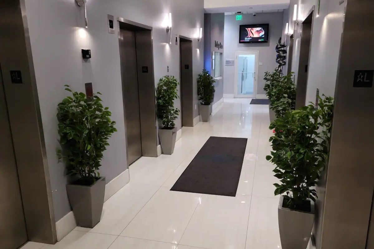 Lobby Elevators