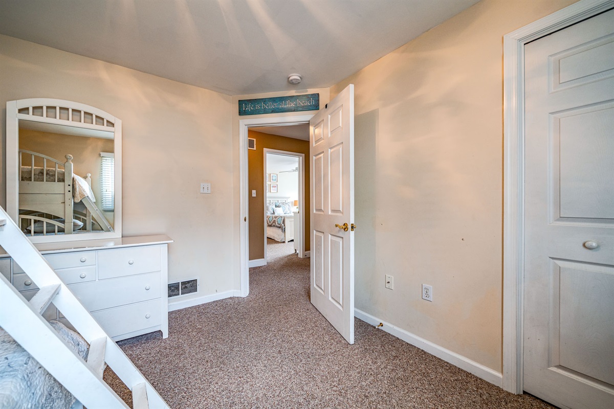 Pyramid Bunk – Twin over Full with Full Trundle