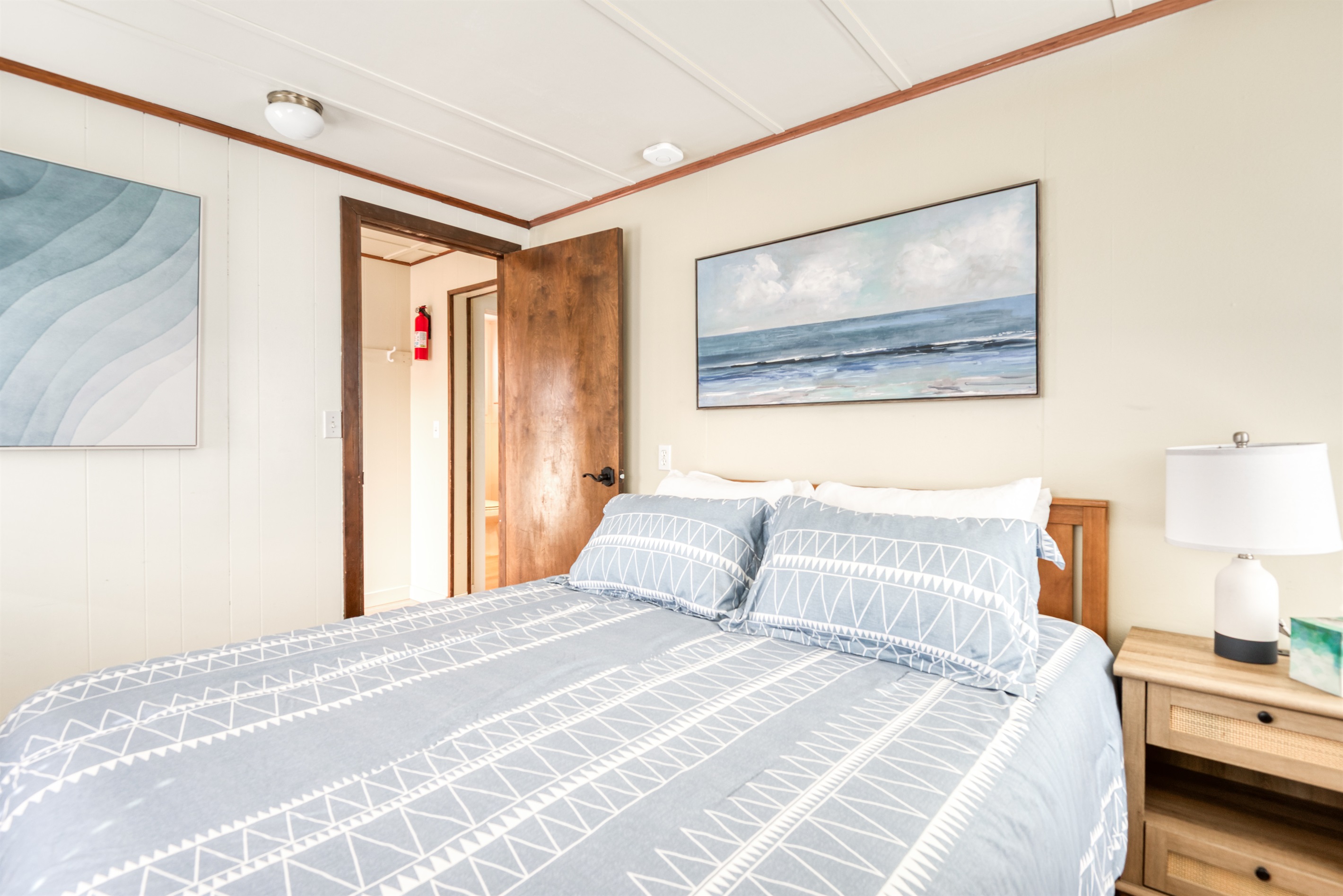 Queen Bedroom