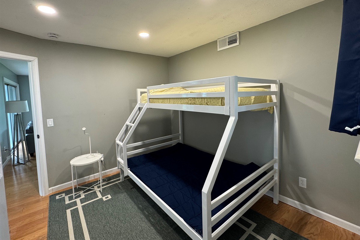 Twin over Full sleeps 3