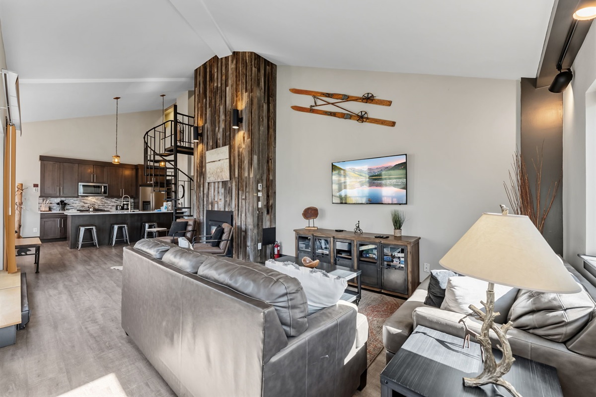 Living area, main level, SMART TV