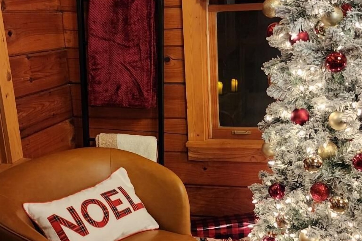 Look forward to enjoying Christmas with your favorite people surrounded by the beautiful mountains.