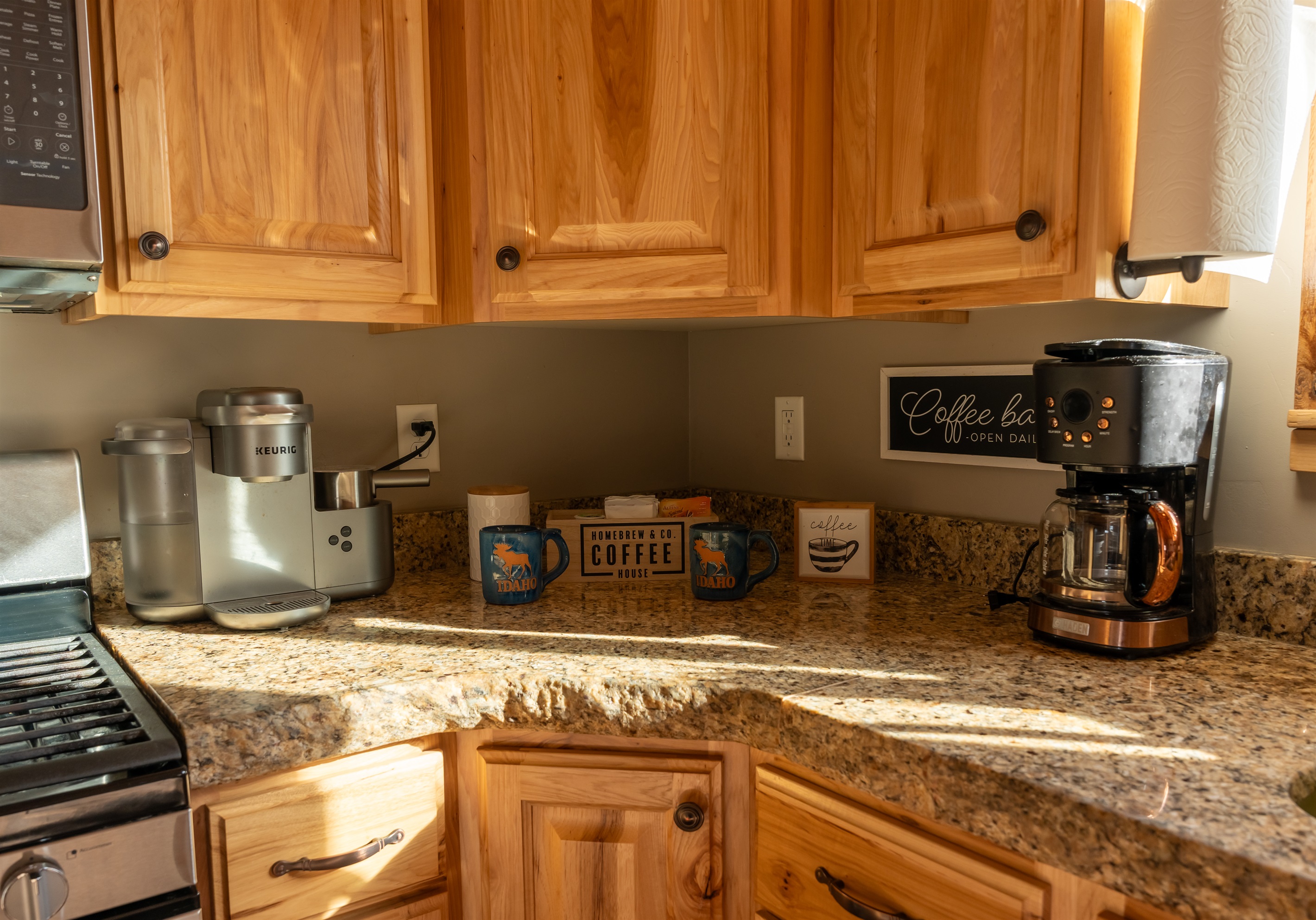 Keurig with frother and drip coffee maker with complementary hot drinks: Kcups, hot chocolate, cider and tea
