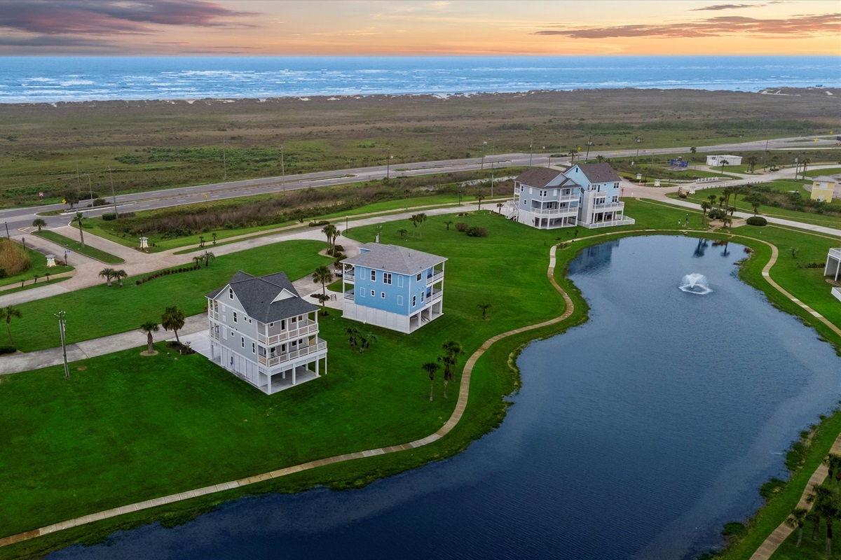 50a819ac0dfe4896b92108bba69b4029 Large | Beachhouse | Texas | TX | Vacation Homes | Galveston | Crystal Beach | Kokomo | Breezy Days | Beachfront Elegance | Sunrise Serenity | Southern Sands Property Management, LLC