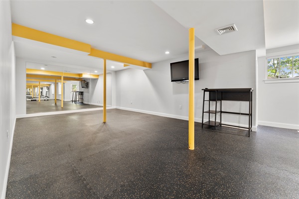 Your personal wellness corner—perfect for yoga, stretching, or a quick strength session