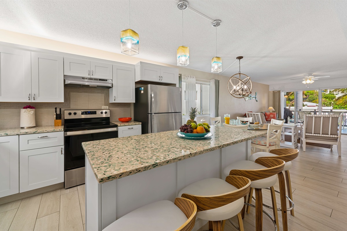 Spacious island perfect for gathering and cocktails.