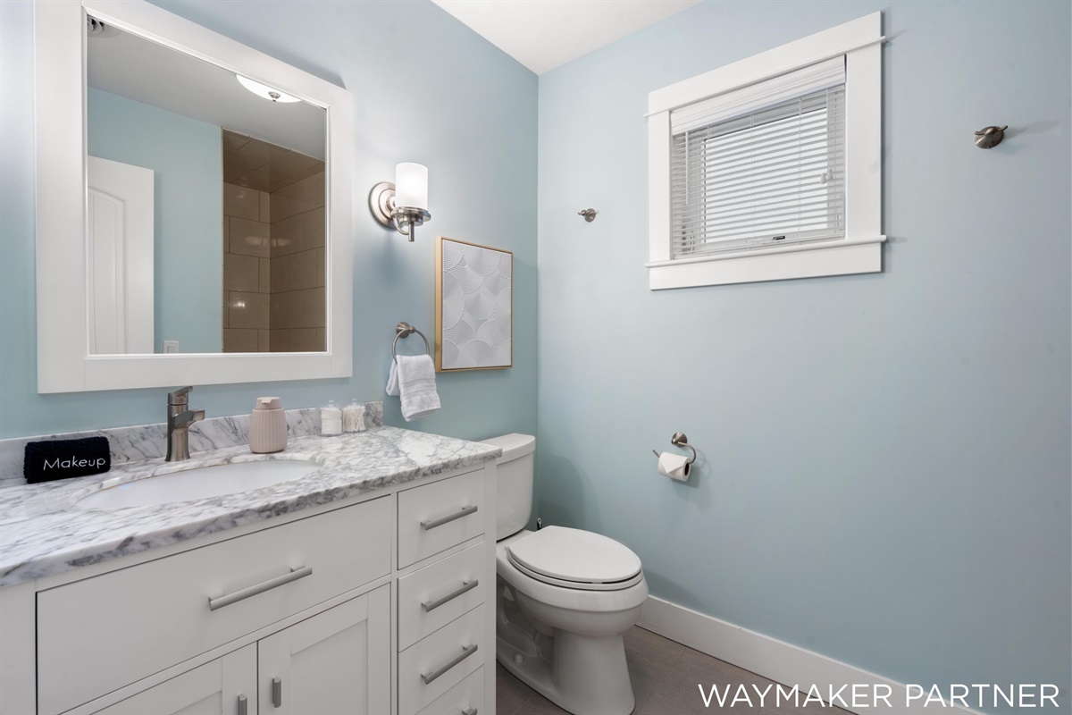 En suite bathroom #3