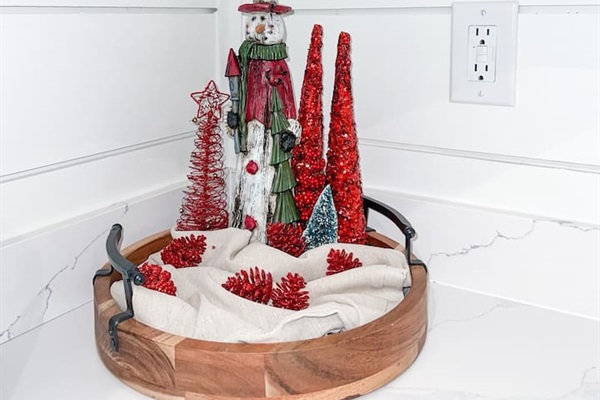 We are ready to host you and your family for the 2022 Christmas holidays!