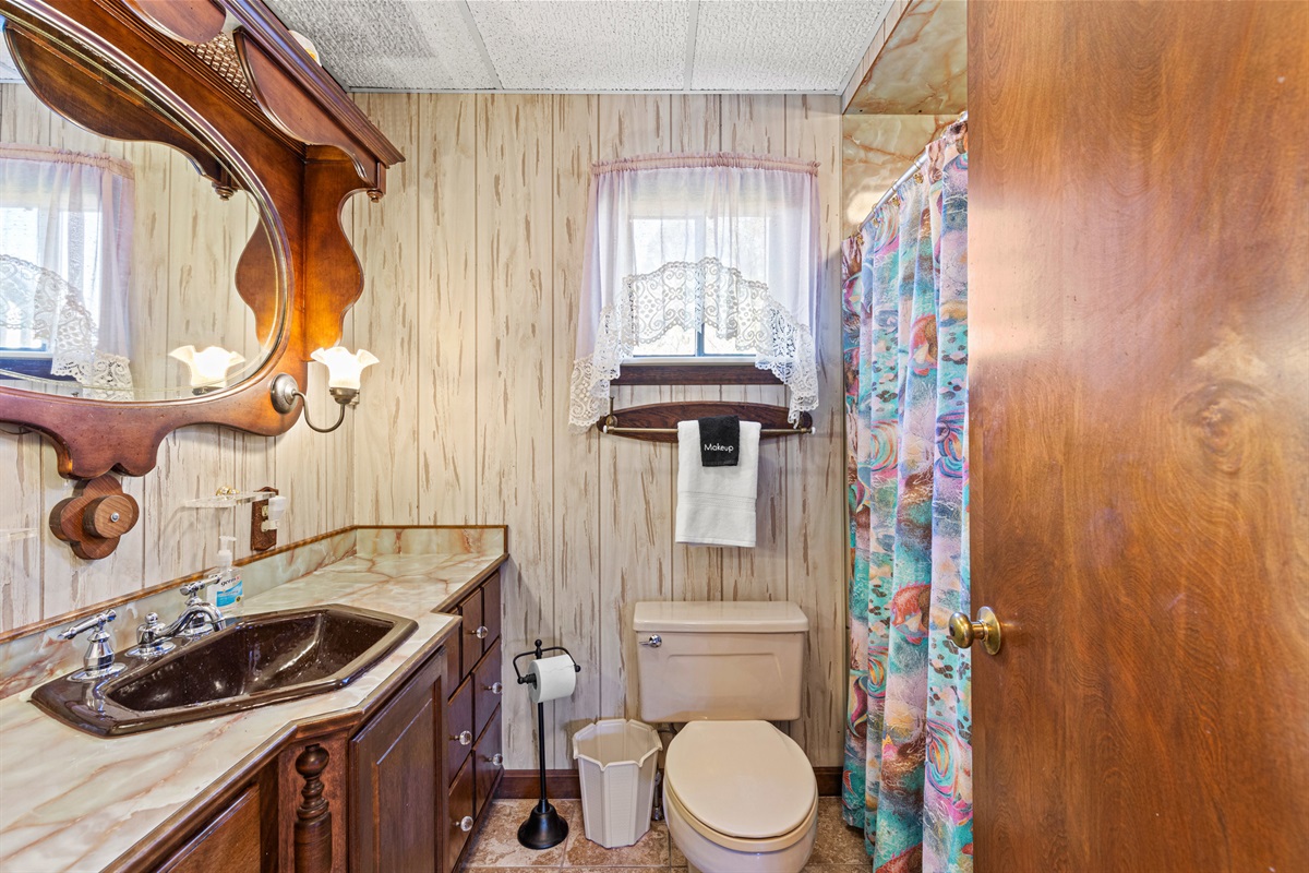 Full bathroom #2 Lower level
