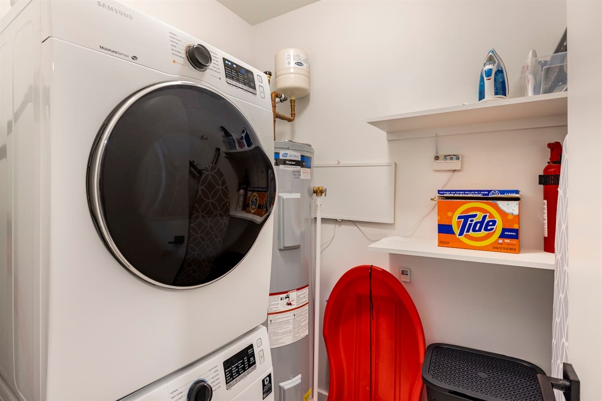 Full laundry on the main floor.