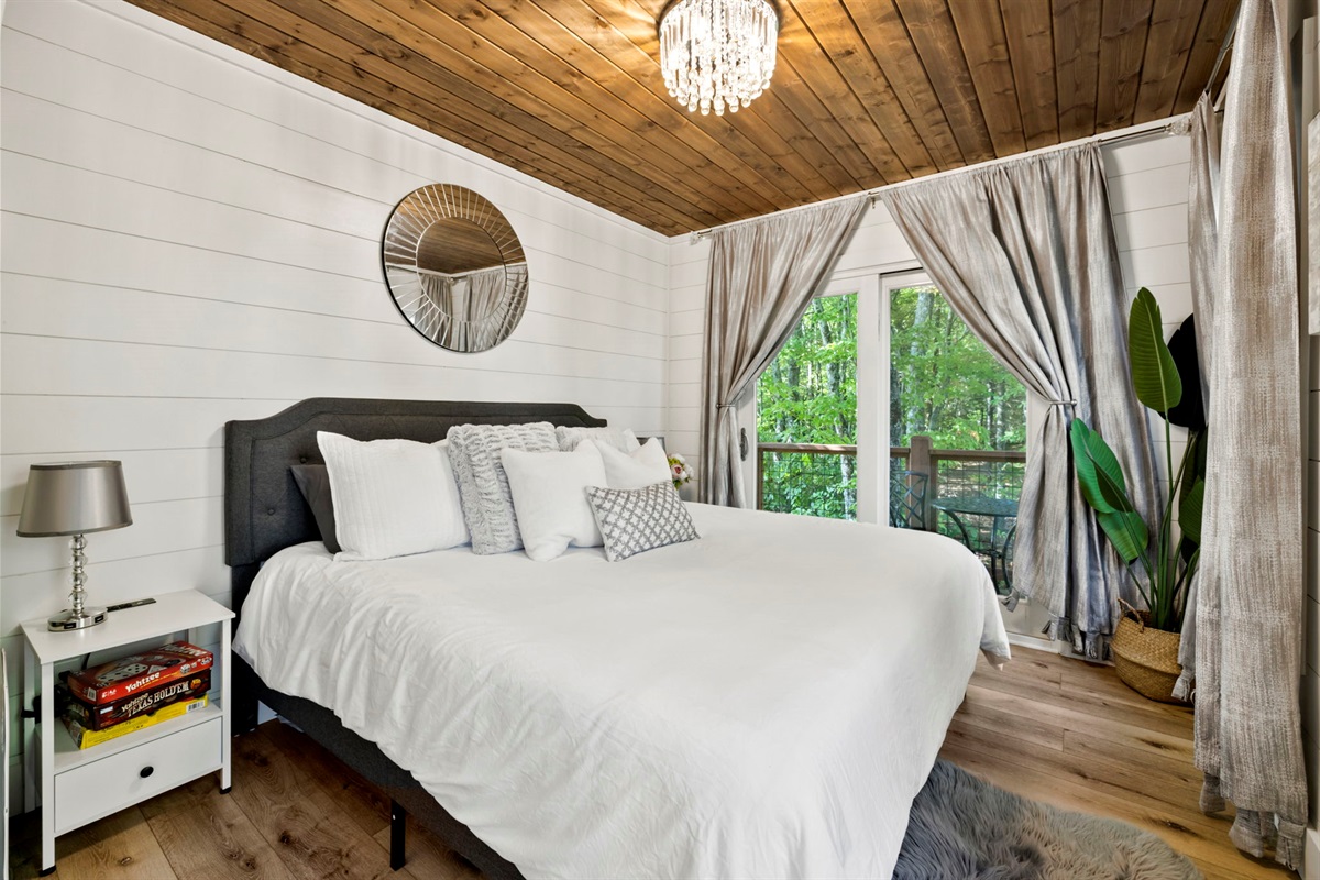 King Bed
