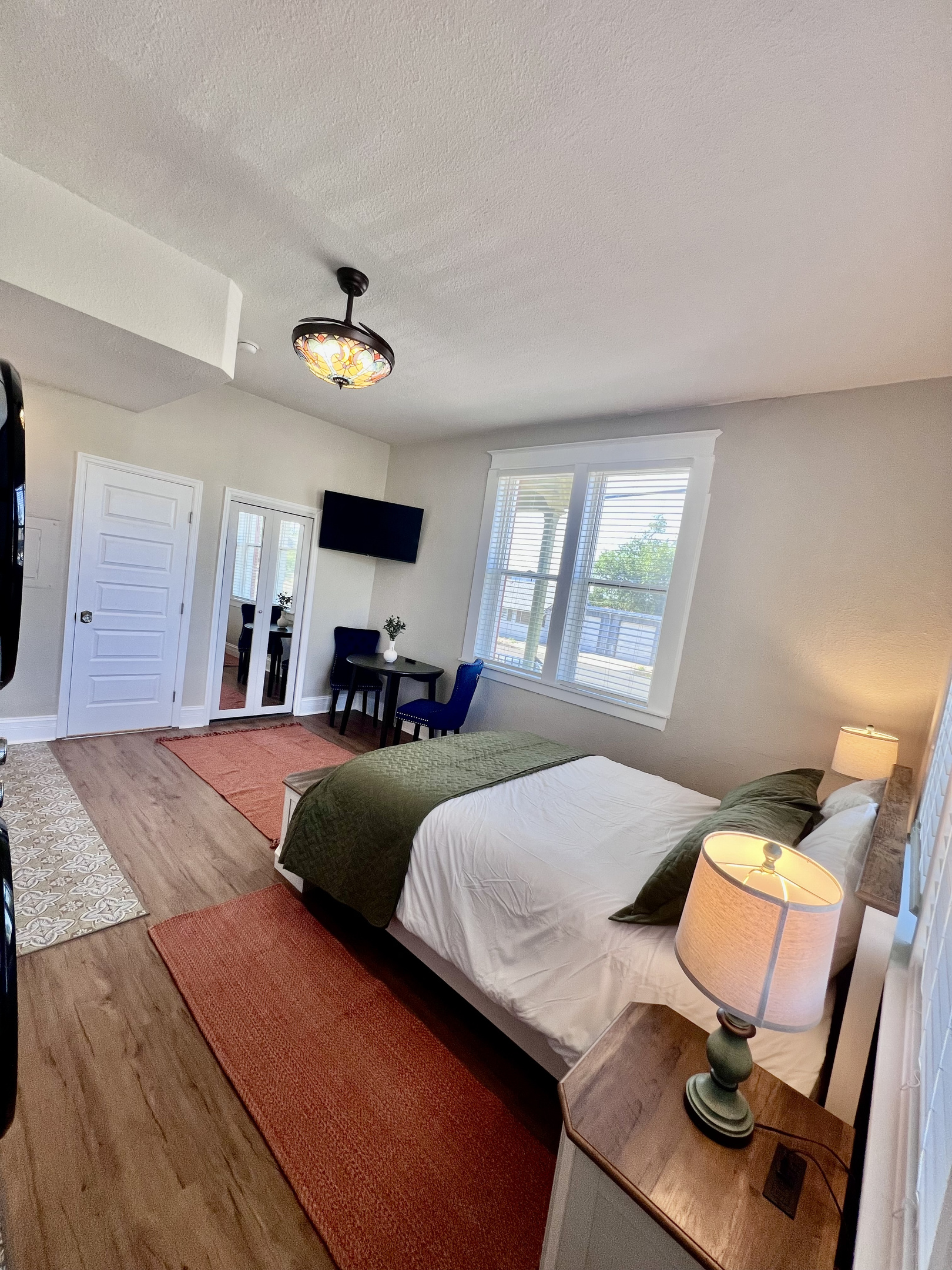 Every detail in this stylish suite is designed for you to relax and unwind.