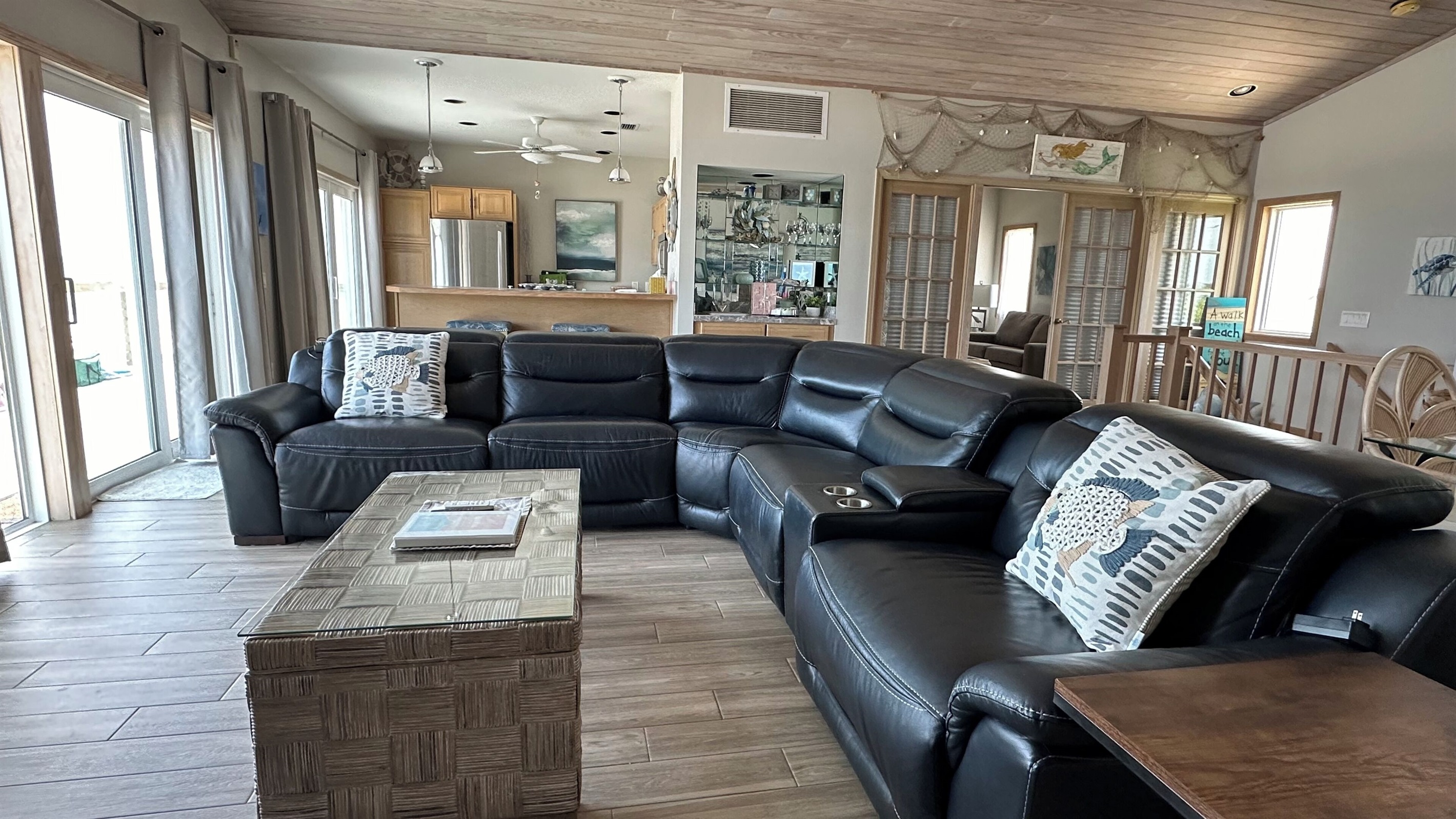 Plenty of seating for your group! Open to deck, dining room and kitchen