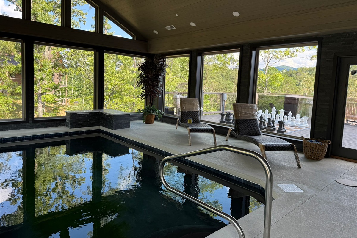 Soak it all in. This sun filled indoor pool opens to sweeping mountain and treetop views, blending spa like calm with nature’s beauty. Lounge poolside, breathe deep, and let the mountains do the rest.