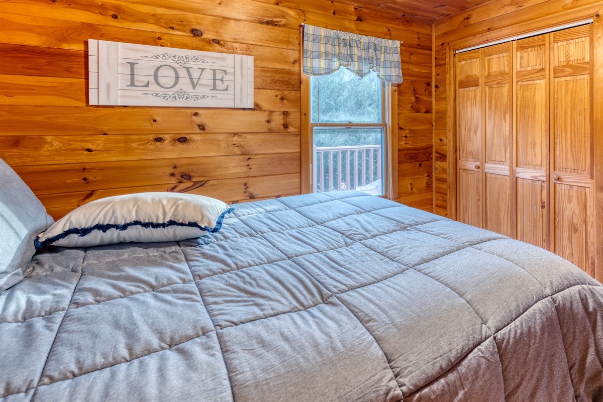 Queen Bedroom 2