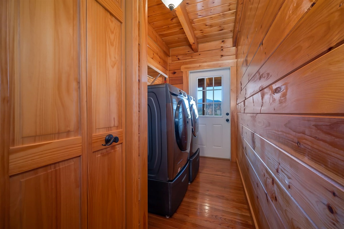 Laundry area on main level of cabin