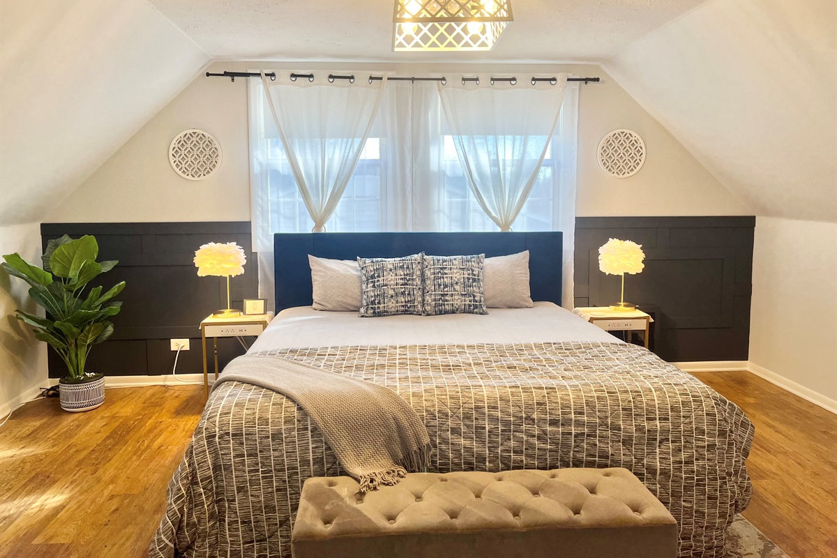 Upper master with king bed