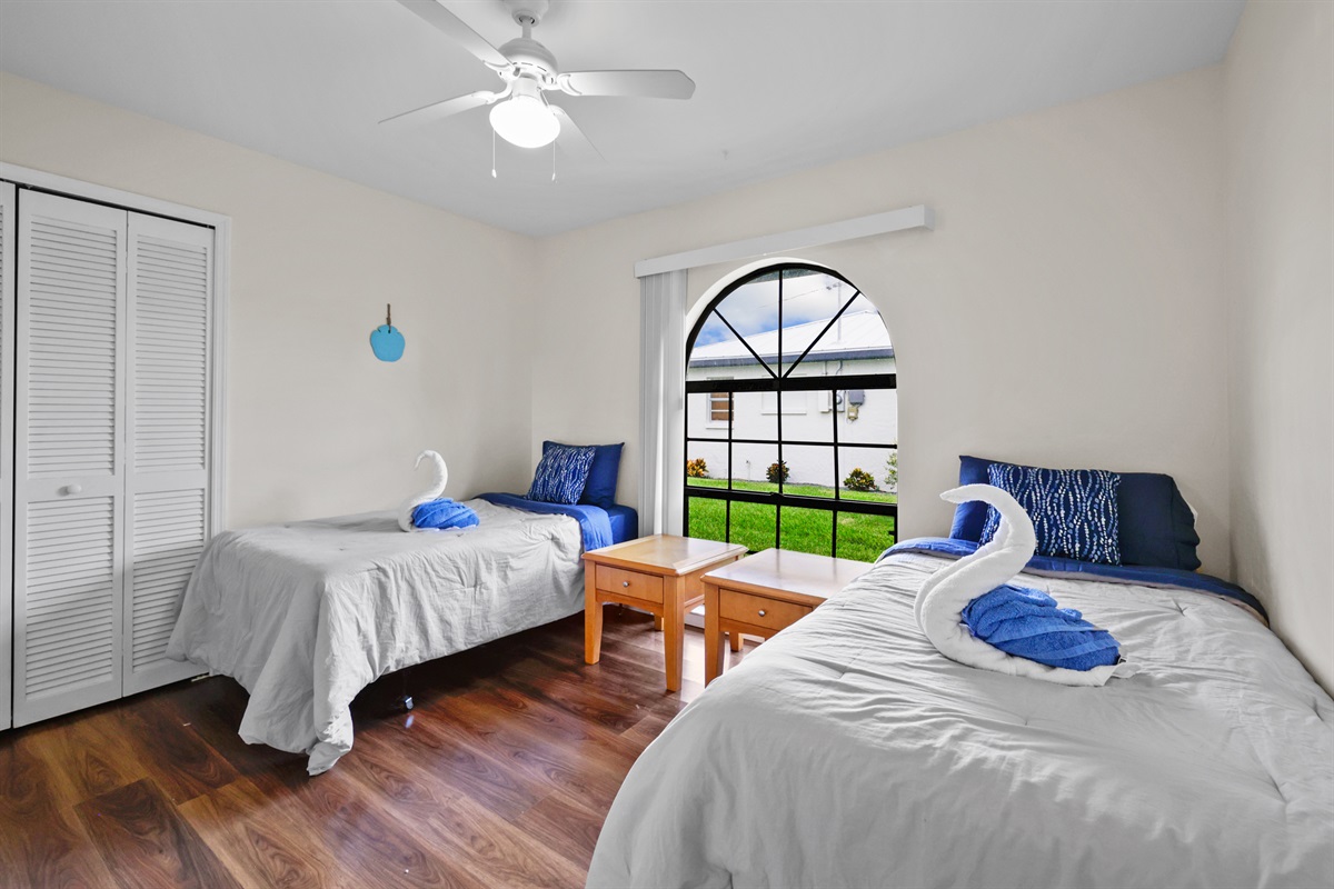 Perfect twin room for family or friends