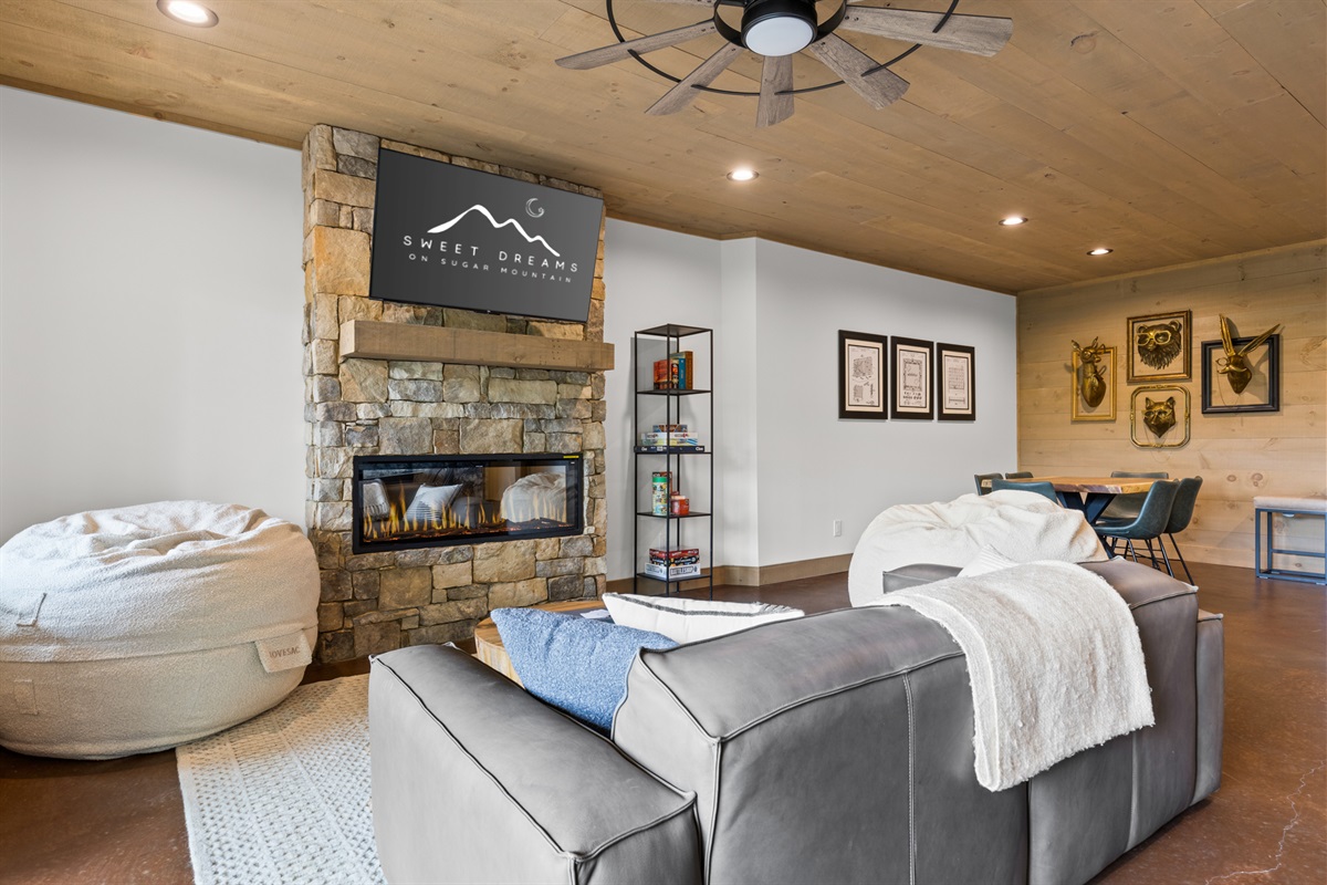 This stylish game room brings cozy vibes and elevated entertainment.