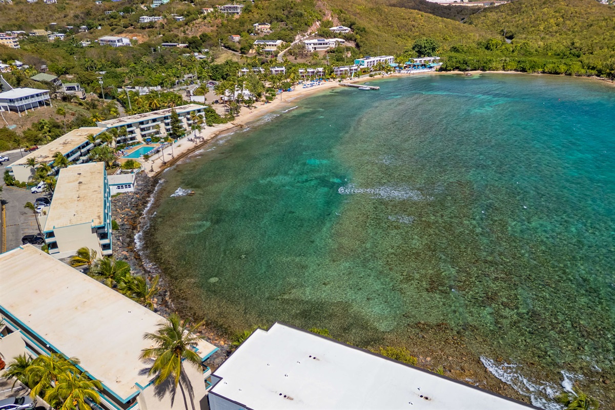 Bolongo Beach is only a few minutes away!!