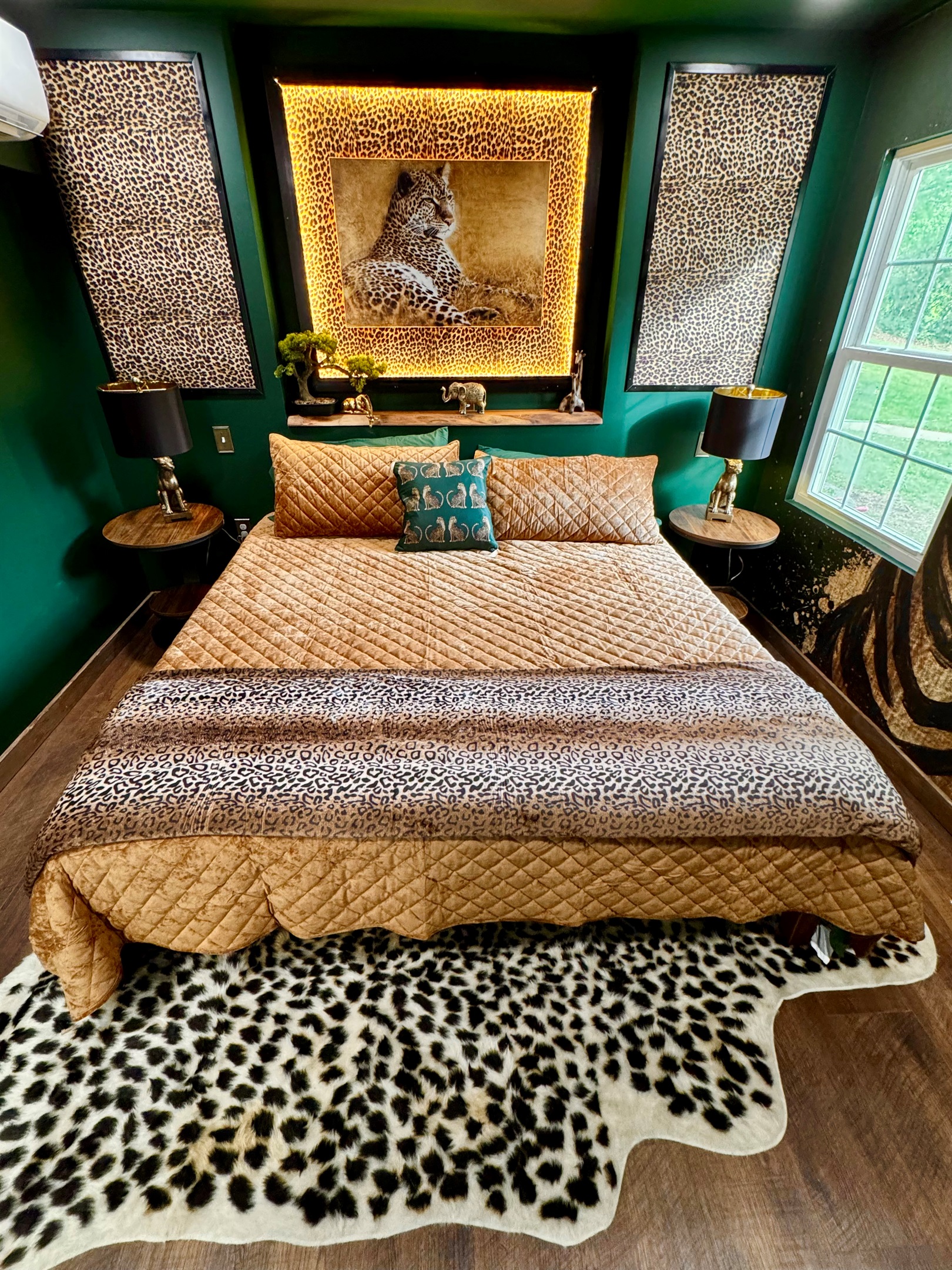 King bed, vie of the water from laying in bed.