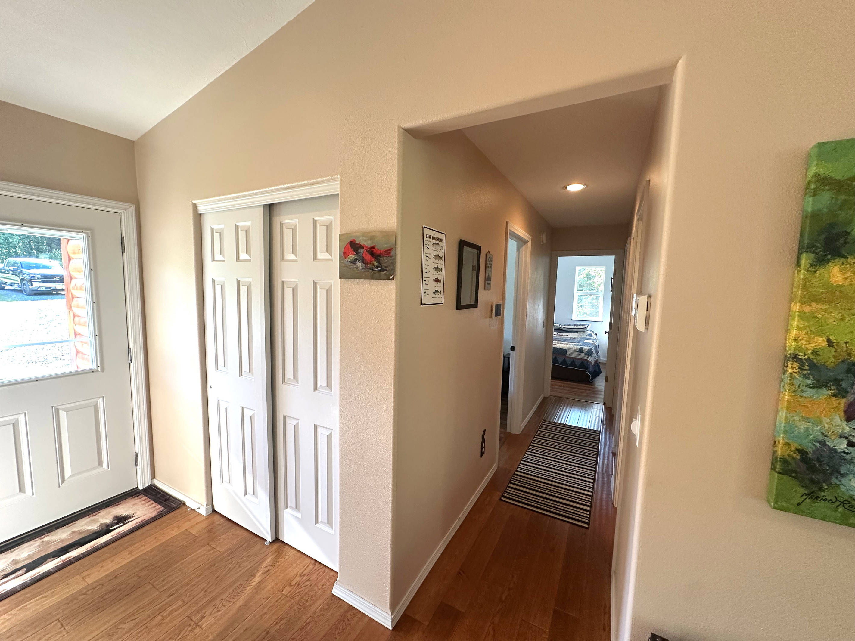 Entry and Hallway to Bedrooms / Bathrooms
