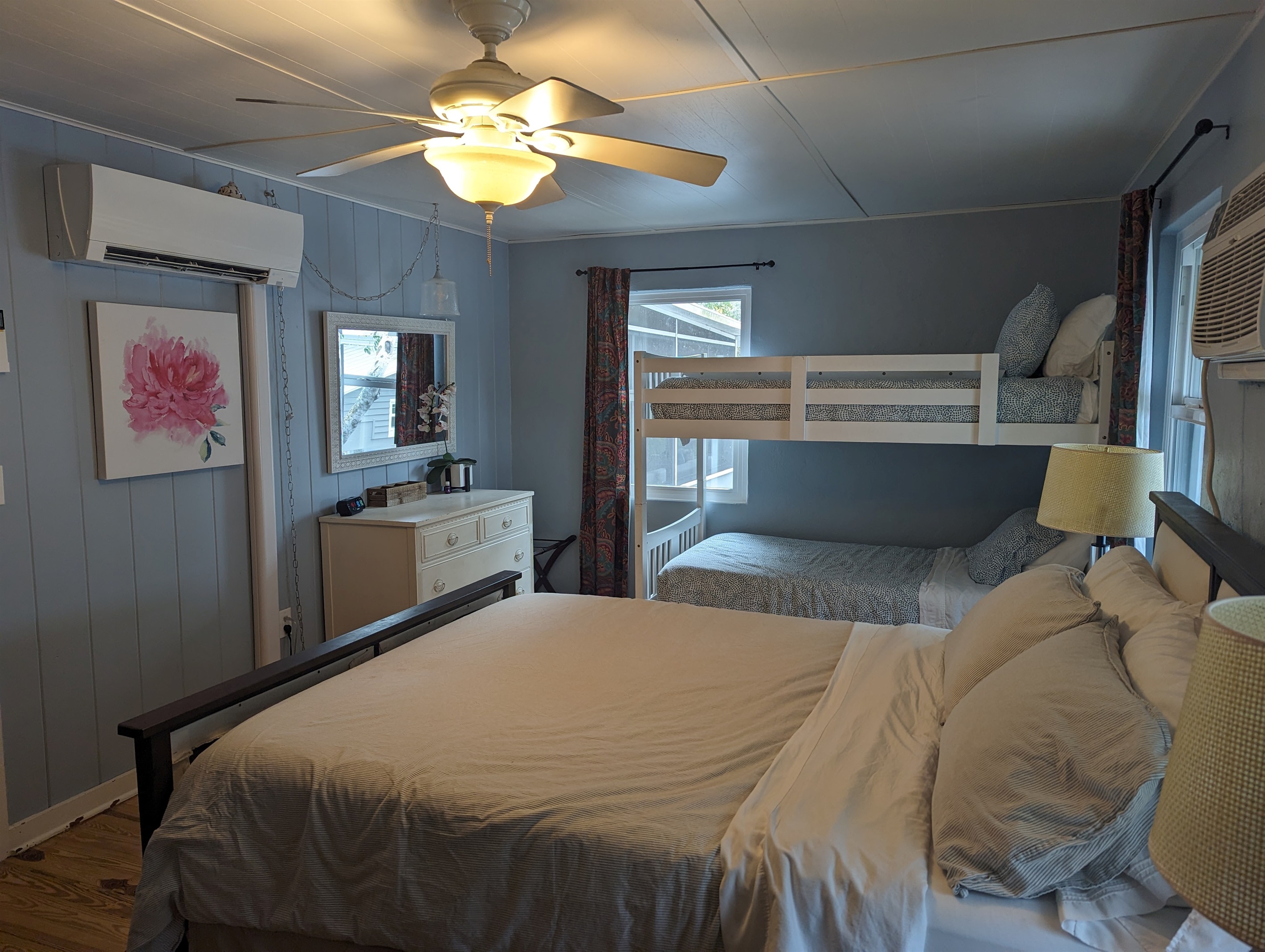 Bedroom (Apartment)