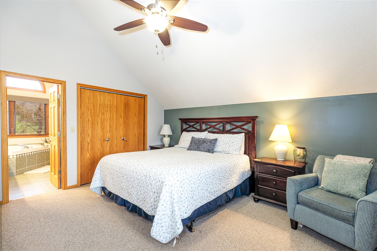 Large Primary suite on the 2nd floor featuring a King bed and ensuite bathroom