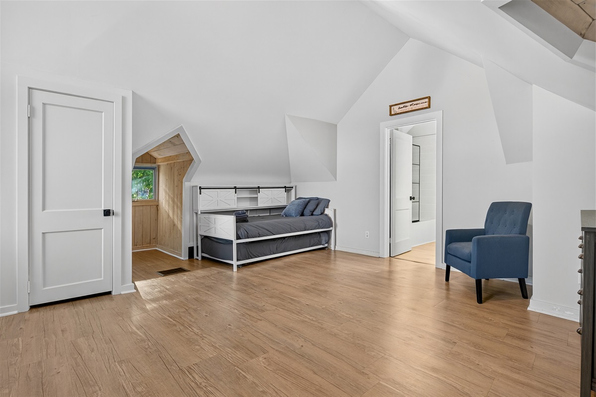 Another look at the main bedroom w/ ensuite bathroom!