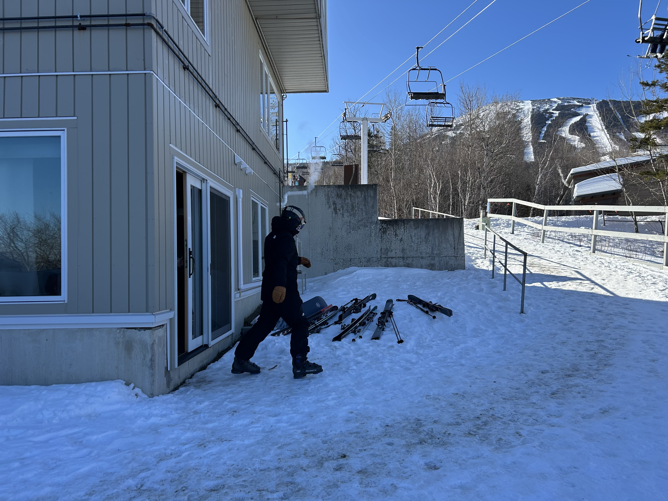 Direct Ski-in/Ski-out access