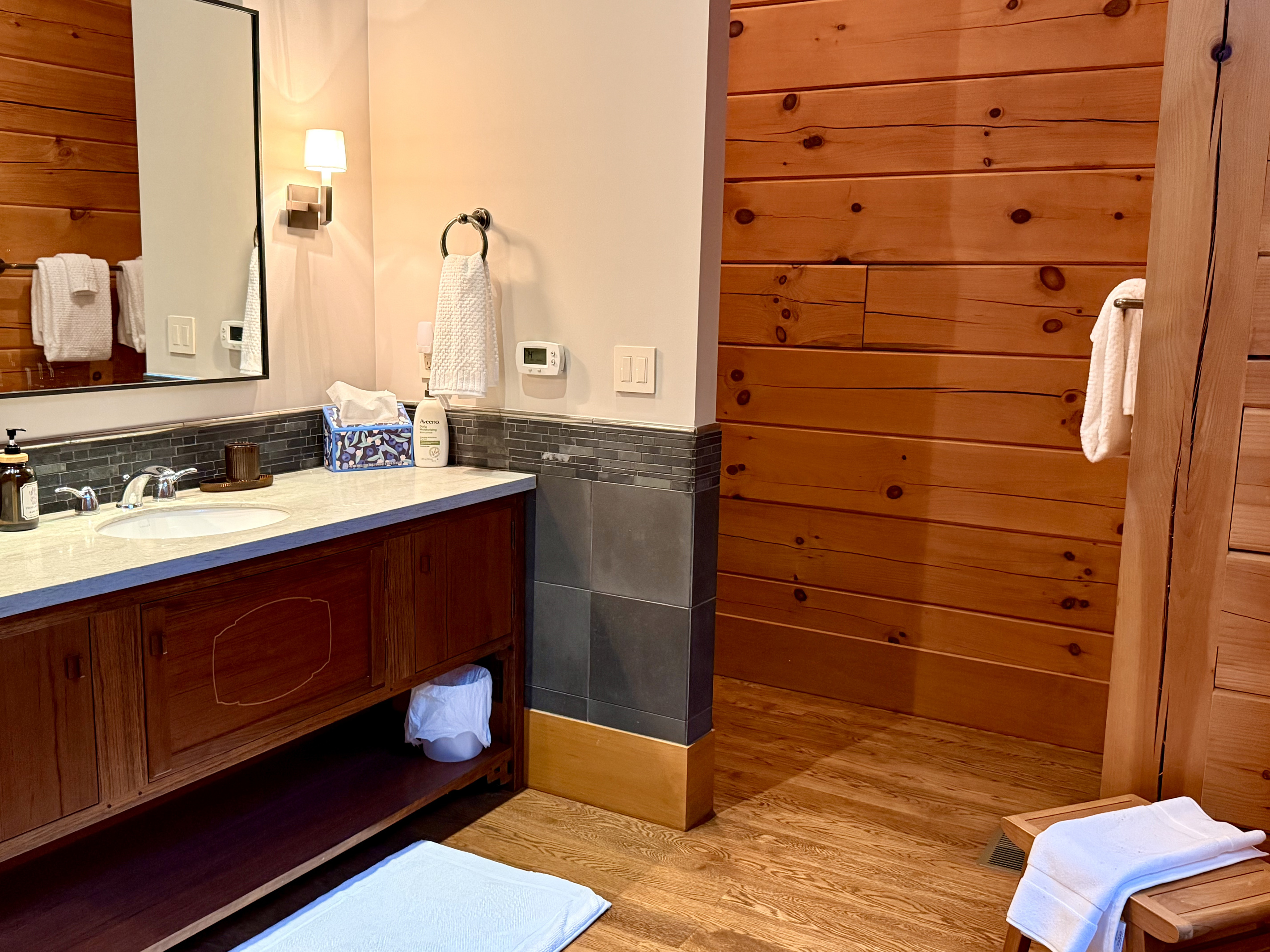 Ensuite