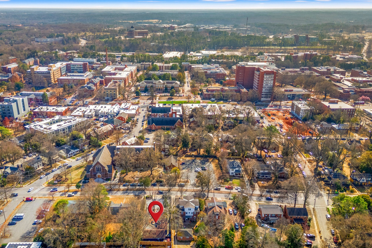 Wolfpack Cottage sits in the heart of Raleigh, with NC State, the Village District, and downtown all nearby.