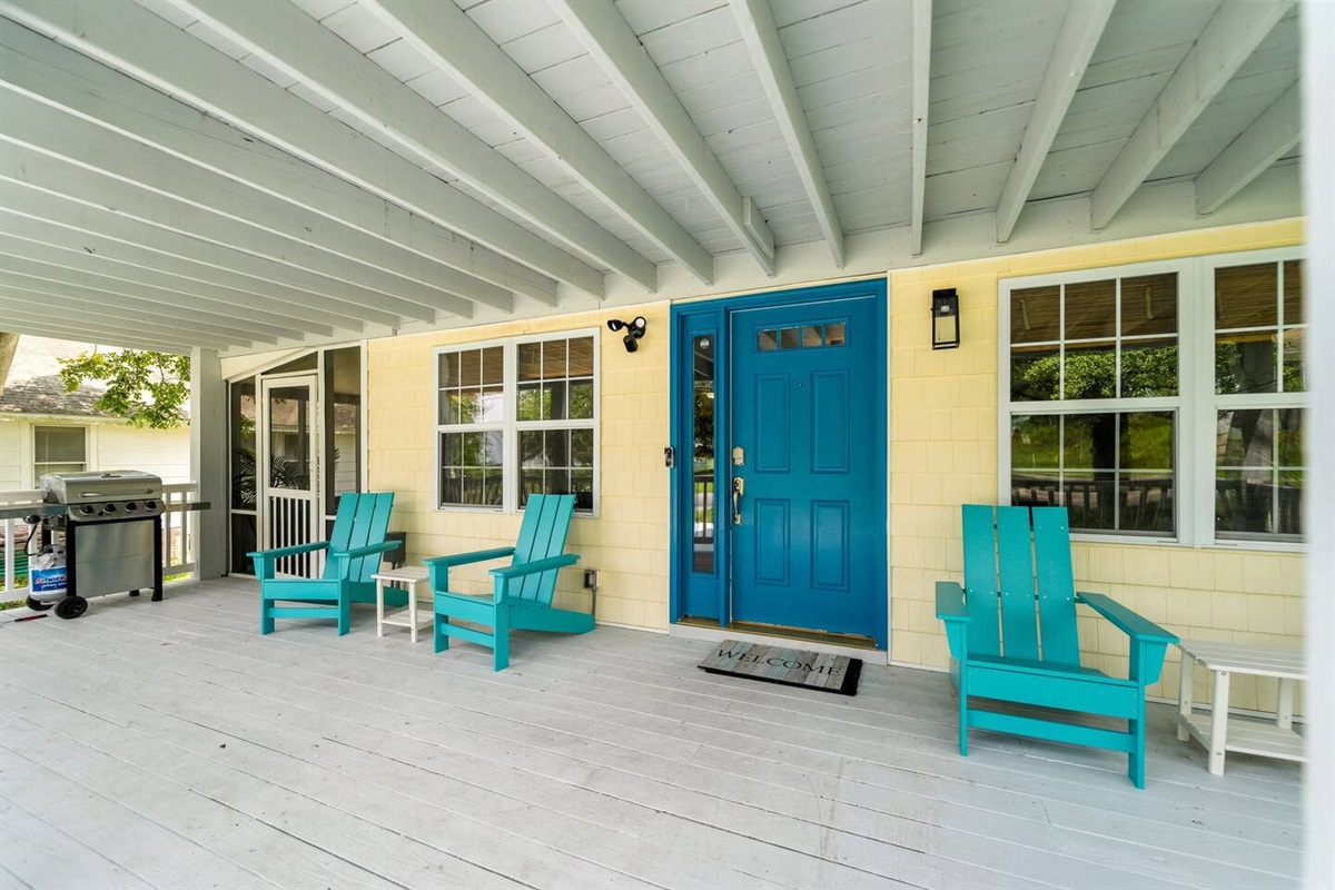 Outdoor lower Deck