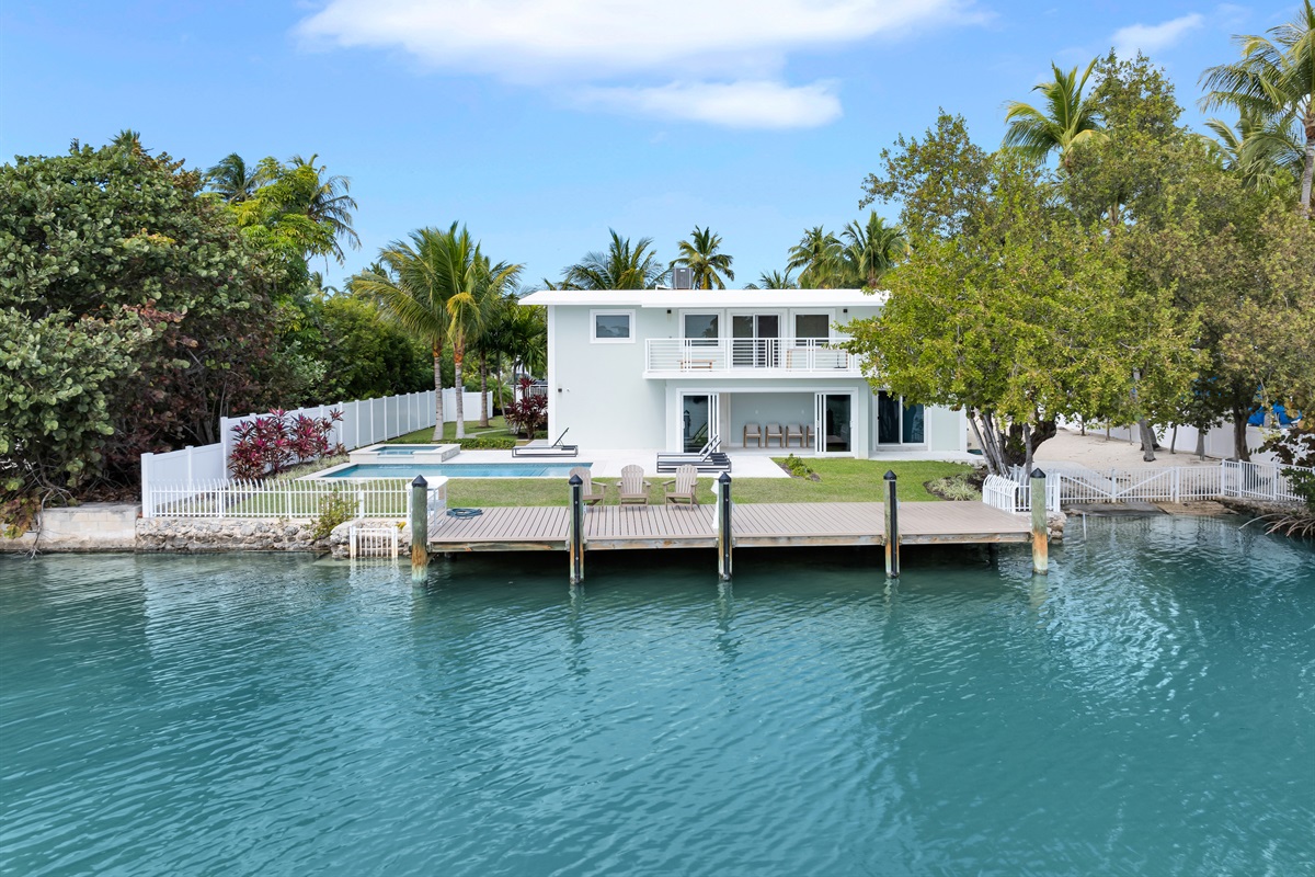42' dock, private boat ramp.