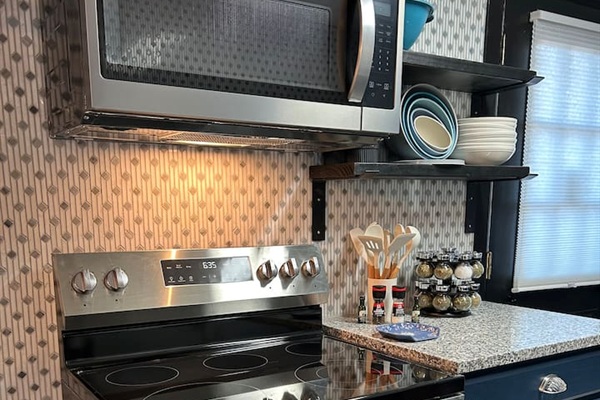 Brand new stove and microwave 