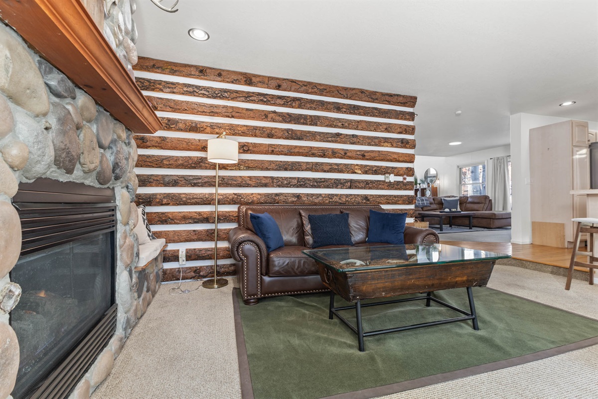 2nd Living Room