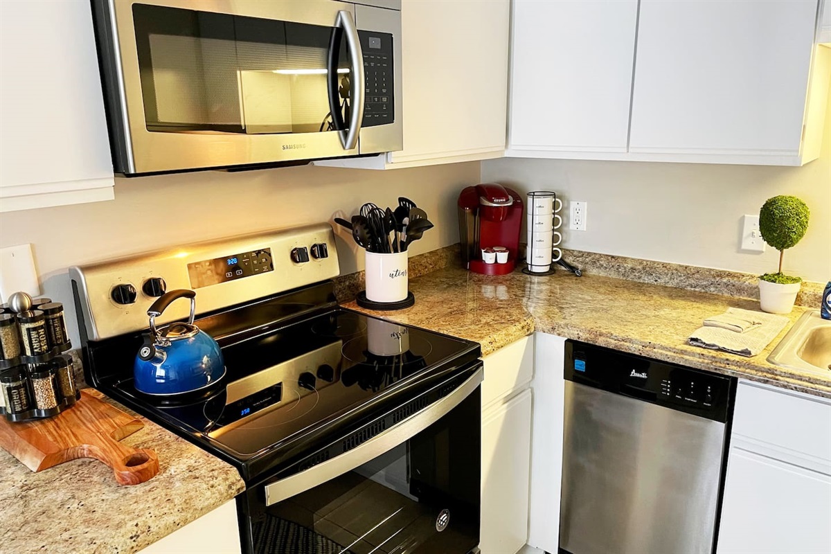 Fully equipped kitchen