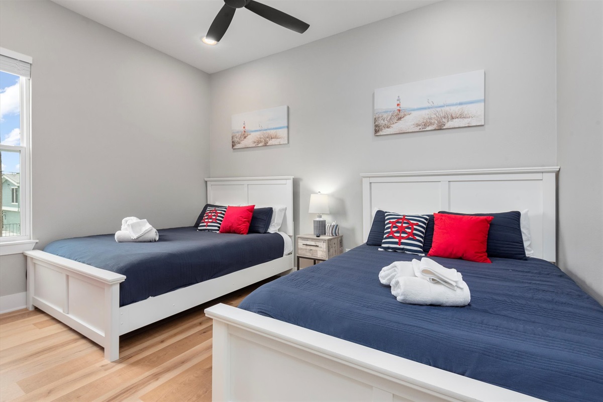 51fb876fe40d41868a02a9d521471876 Large | Beachhouse | Texas | TX | Vacation Homes | Galveston | Crystal Beach | Kokomo | Breezy Days | Beachfront Elegance | Sunrise Serenity | Southern Sands Property Management, LLC