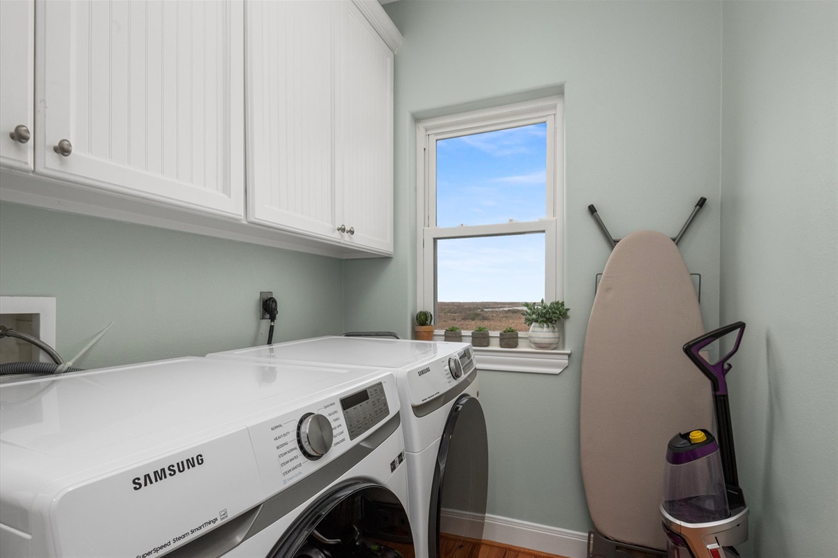 520bac295f4547708239c05c49a18848 Large | Beachhouse | Texas | TX | Vacation Homes | Galveston | Crystal Beach | Kokomo | Breezy Days | Beachfront Elegance | Sunrise Serenity | Southern Sands Property Management, LLC