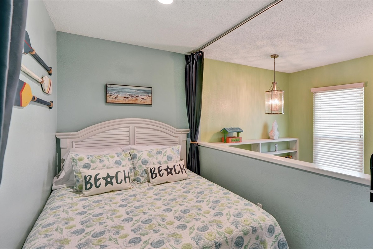 Loft Area with Queen Bed